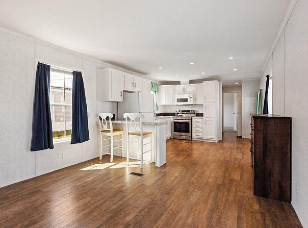 26 Lynch Street, Brunswick, ME 04011