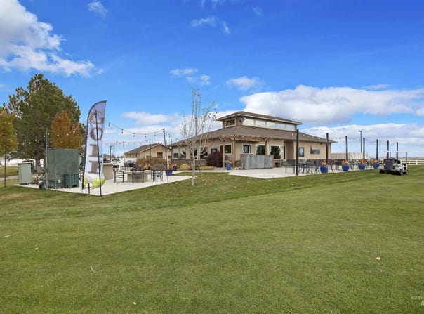 4035 N 2300 E, Filer, ID 83301