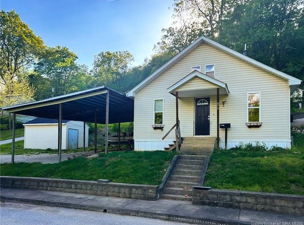879 S Washington Street, French Lick, IN 47432