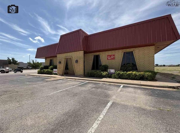 902 W KRAMER ROAD, Burkburnett, TX 76354