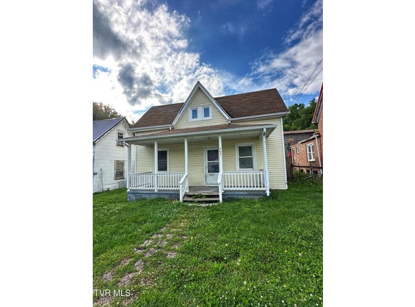 405 West Main Street, Saltville, VA 24370