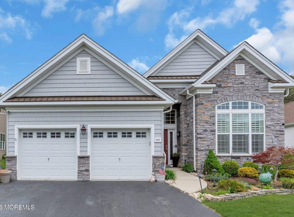 185 Arborridge Drive, Forked River, NJ 08731