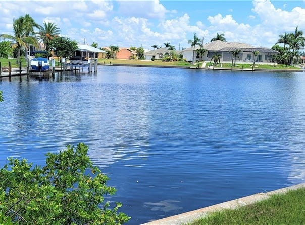 3690 WHIPPOORWILL BOULEVARD, PUNTA GORDA, FL 33950