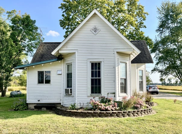 15011 E 1000 N, Flat Rock, IN 47234