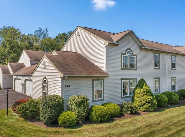 252 Huckleberry Ct, Marshall, PA 15090