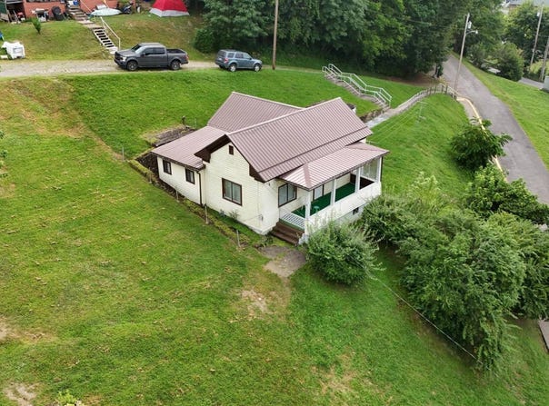 1203 Wiley Street, Farmington, WV 26571