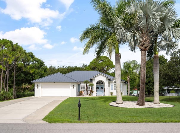 1655 4th Avenue SW, Vero Beach, FL 32962