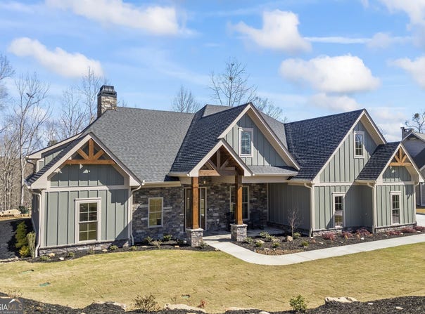 410 Edgewater Trail, Toccoa, GA 30577