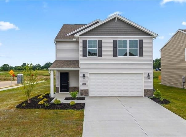 69 E Kentucky Avenue, Wilmington, OH 45177