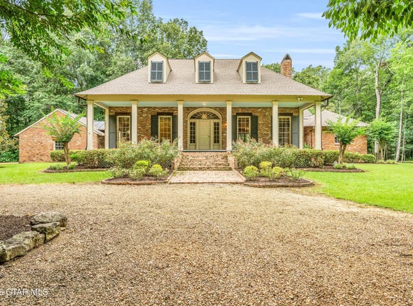 299 Thurston Lake Road, Columbus, MS 39701