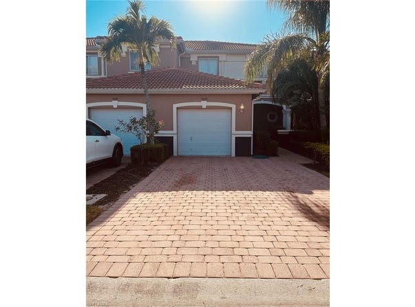 9620 Roundstone Cir, FORT MYERS, FL 33967