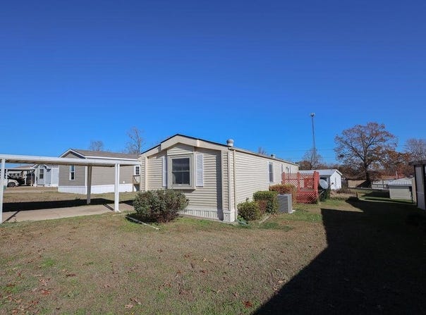101 Nora Court, Mountain Home, AR 72653