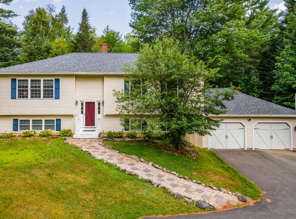 514 Meadow Road, Hampden, ME 04444