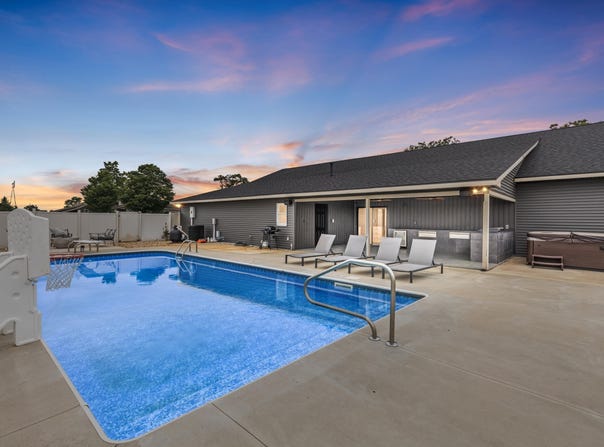 6511 W Cromwell Road, Kimmell, IN 46760
