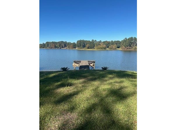110 Point Drive, Milam, TX 75959