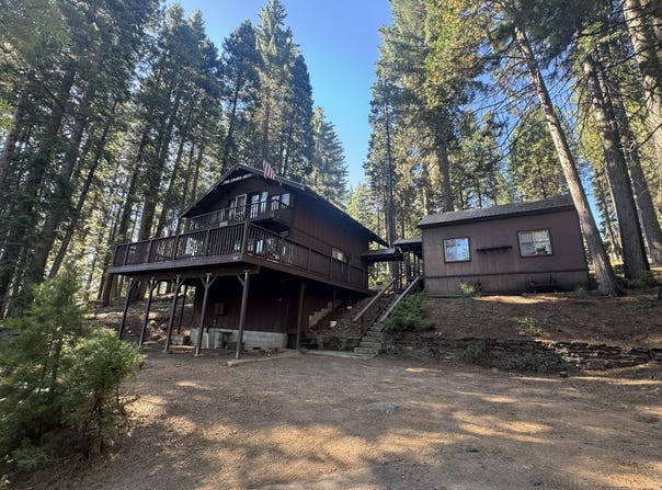 545 Peninsula Drive, Lake Almanor, CA 96137
