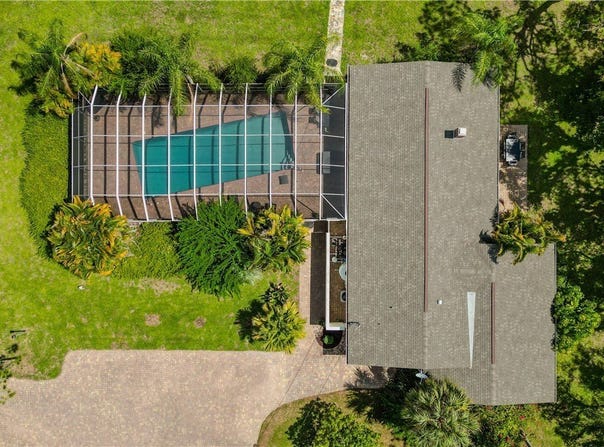 18220 Elmwood Drive, Alva, FL 33920