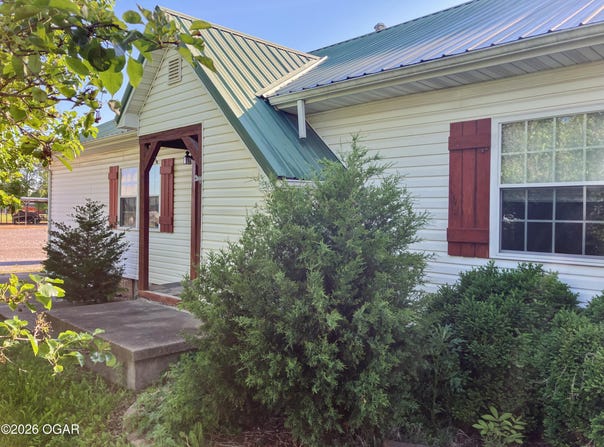 1060 U.S. 69, Frontenac, KS 66763