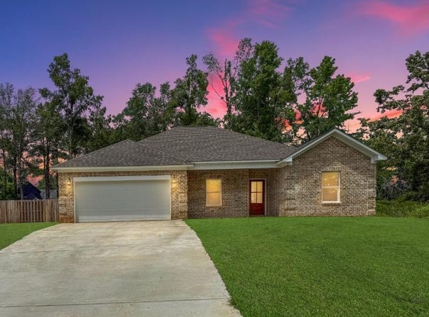 242 E Oxford St., Pontotoc, MS 38863