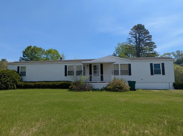 32 Skyline Drive, Rochester, NH 03867