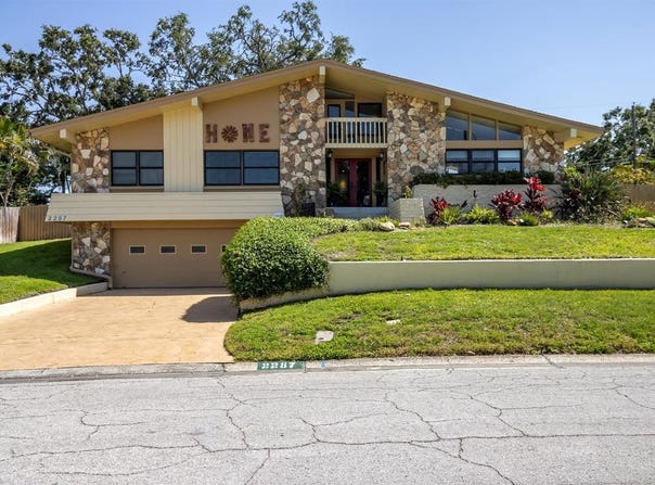 2287 DEMARET DRIVE, DUNEDIN, FL 34698