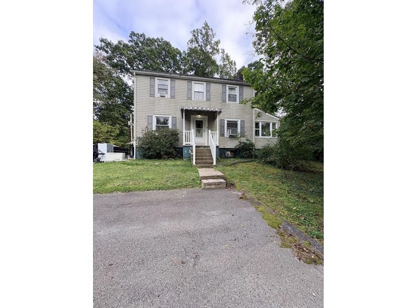 161 High St., FAYETTEVILLE, WV 25840