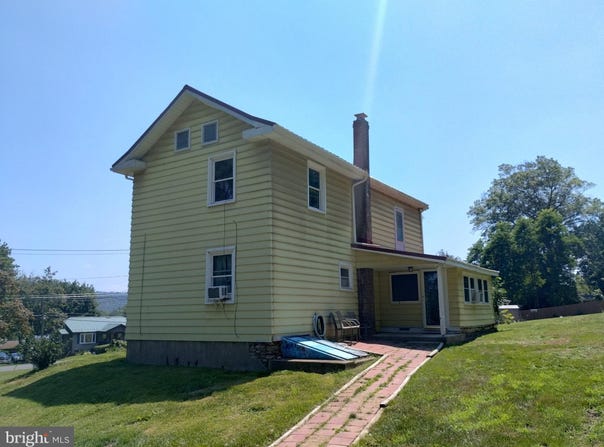 611 OLD DANVILLE HWY, NORTHUMBERLAND, PA 17857