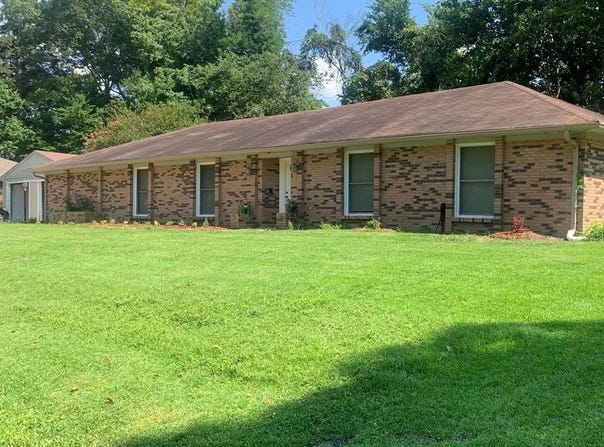 110 Robert E Lee Blvd, Vicksburg, MS 39180