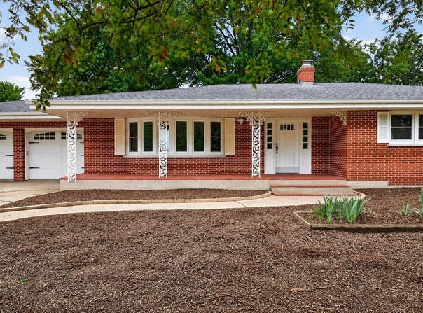 726 Rockshire Drive, Janesville, WI 53546