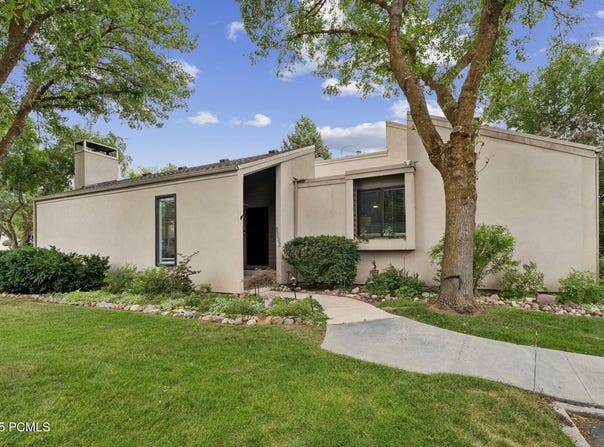 5632 S Park Place East, Holladay, UT 84121