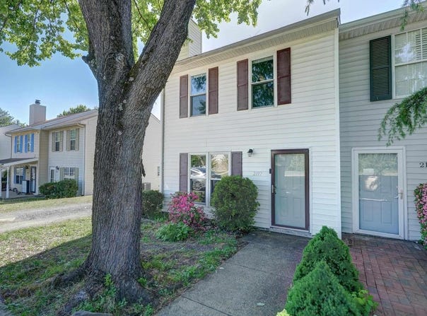 2117 COMMONWEALTH DR, CHARLOTTESVILLE, VA 22901