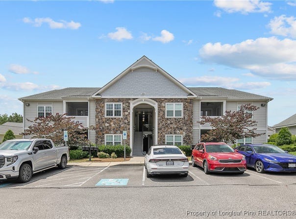291 Gallery Drive unit: 104, Spring Lake, NC 28390