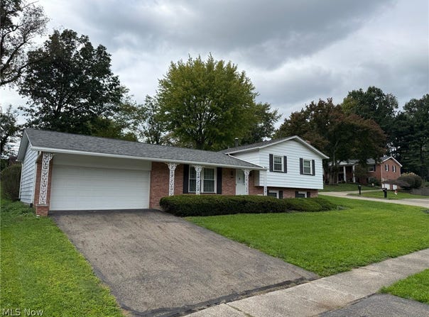 4911 Woodside Avenue NW, Canton, OH 44709