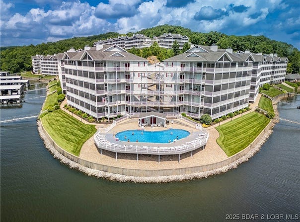 881 Summer Place Drive, Camdenton, MO 65020