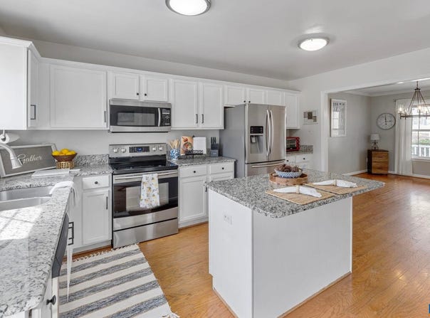 89 RIVERSIDE DR, PALMYRA, VA 22963