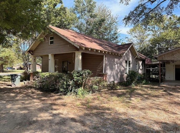 1130 N Gabbert, Monticello, AR 71655