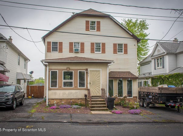 705 E Grant Street, Olyphant, PA 18447