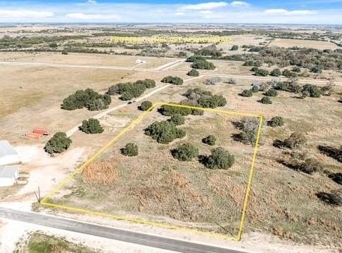 350 Yellowstone Drive, Oglesby, TX 76561