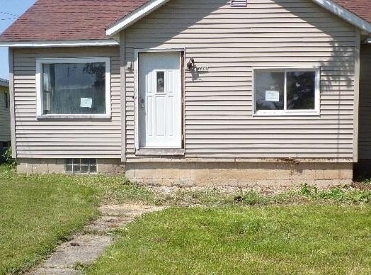 W606 Robert Street, Menominee, MI 49858
