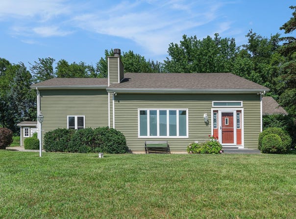 52303 Broken Arrow Drive, Granger, IN 46530