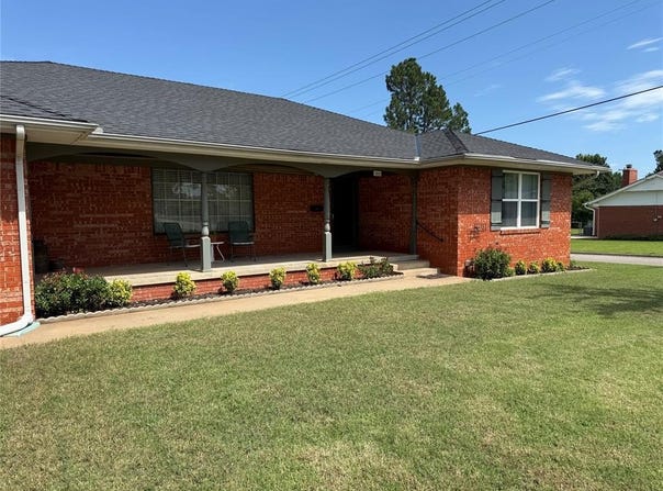 1901 N Oklahoma Avenue, Shawnee, OK 74804