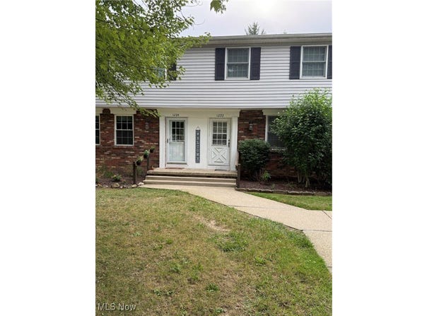 1222 N Carpenter Road, Brunswick, OH 44212