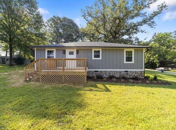 703 Whitsett Avenue, Gibsonville, NC 27249