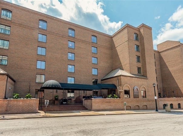 1444 W 10th Street unit: 405, Cleveland, OH 44113