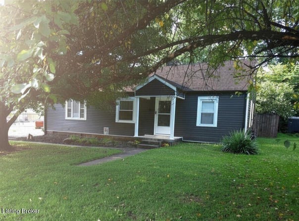 830 Bartley Ave, Bardstown, KY 40004