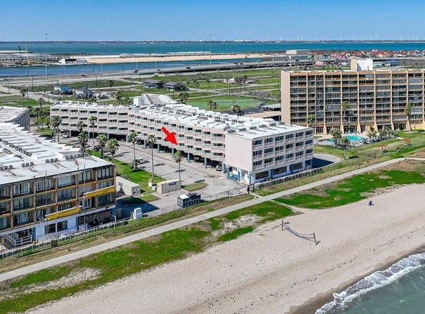 3938 Surfside Blve, Corpus Christi, TX 78402
