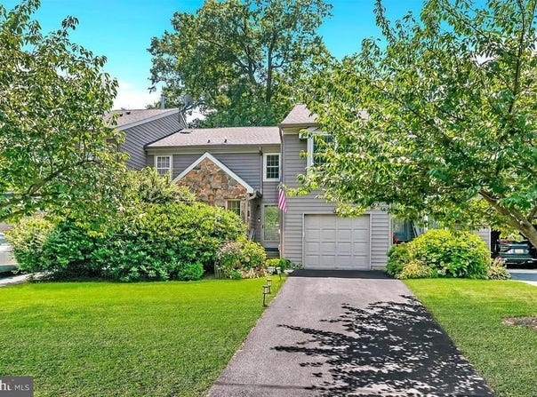 21C ANDOVER CIRCLE, PRINCETON, NJ 08540