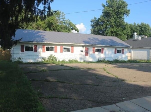906 S Main Street, Mount Vernon, OH 43050
