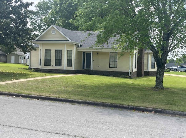 205 Cordelia Way, Florence, AL 35633