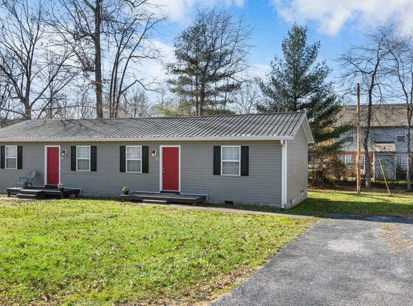 167-229 Strange Street, Stanton, KY 40380